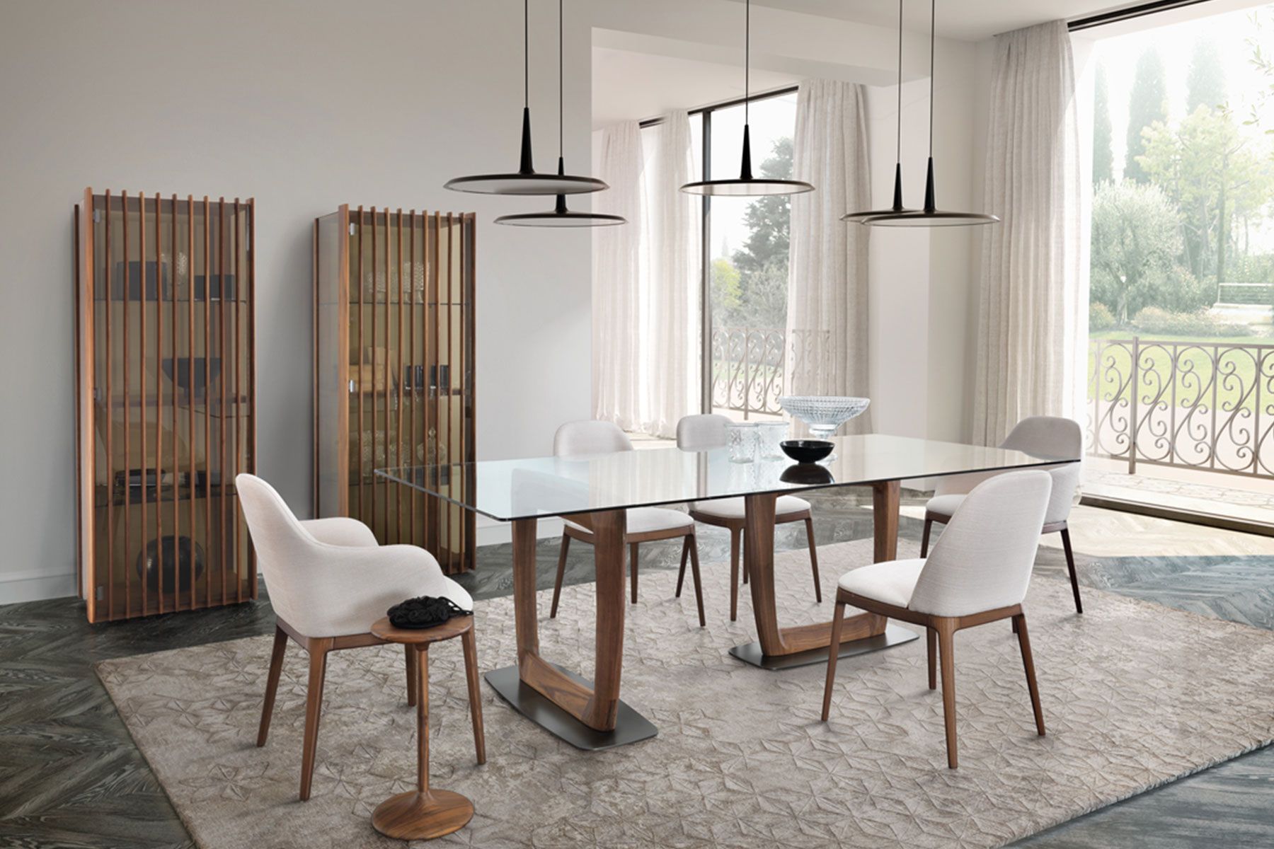 Tavoli da cucina, soggiorno, studio classici professionali e artigianali