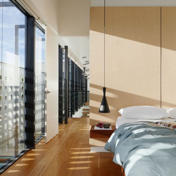 Progettazione d'interni camere da letto matrimoniali master singole ragazzi bambini su misura legno